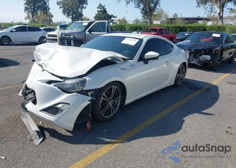 2013 Scion Fr-S z USA, uszkodzony, nr VIN JF1ZNAA19D2722864